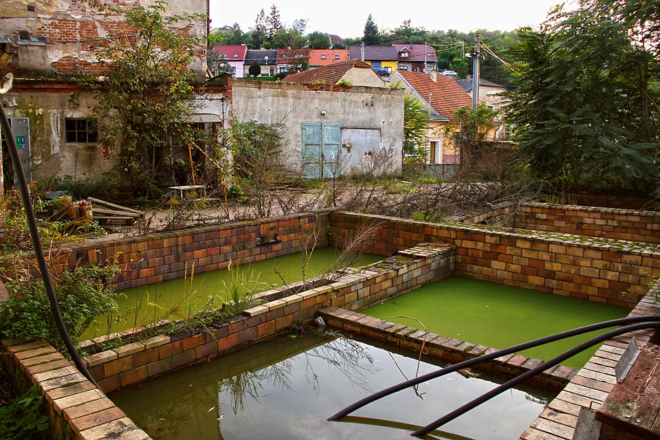 Nádrže v areálu sloužily pravděpodobně po čištění odpadních vod. Přesto patřila kounická škrobárna k největším znečišťovatelům vod v povodí řeky.