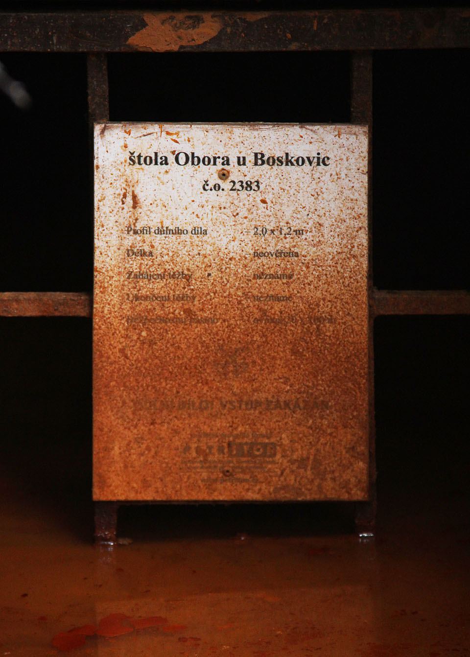 Původ štoly neznámý, délka štoly neověřena. Co může být záhadnějšího?