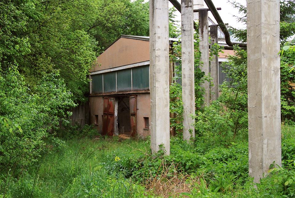 Náhodný příchozí může lehce nabýt dojmu, že je zde právě dnes den otevřených dveří.