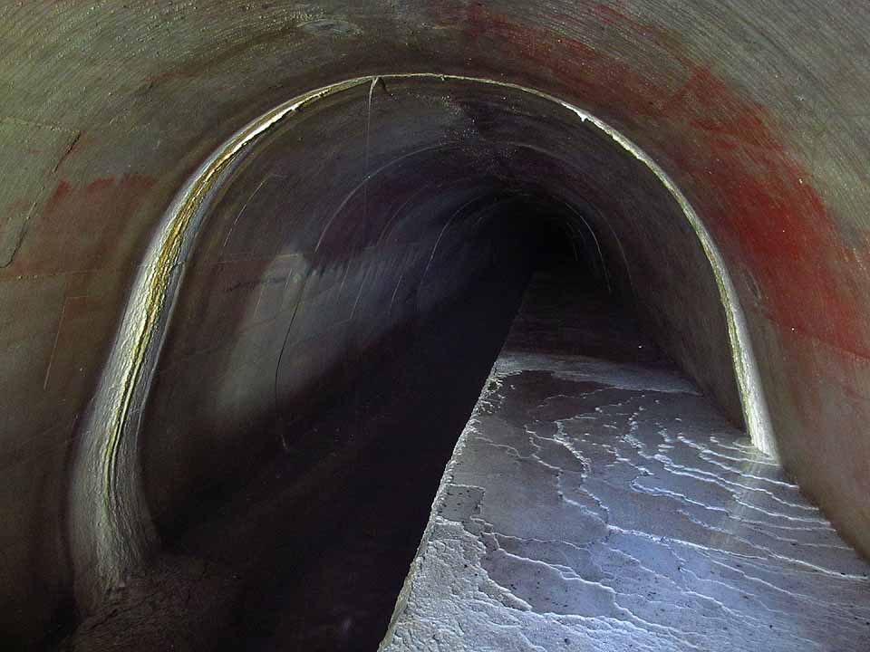 Sintrové nánosy by svojí elegancí mohly soutěžit s gejzíry v Yellowstonském národním parku.