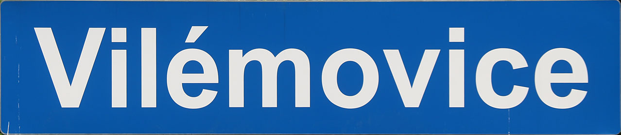 Železniční zastávka Vilémovice.