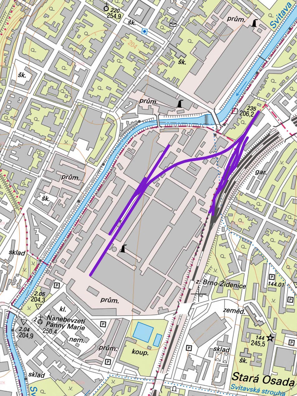 Vlečka prochází areálem <a href=/Tema/Zbrojovka%20Brno>Zbrojovky</a> od severu až téměř k hlavní bráně.