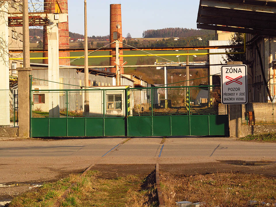 Pozor, přednost v jízdě drážních vozidel!