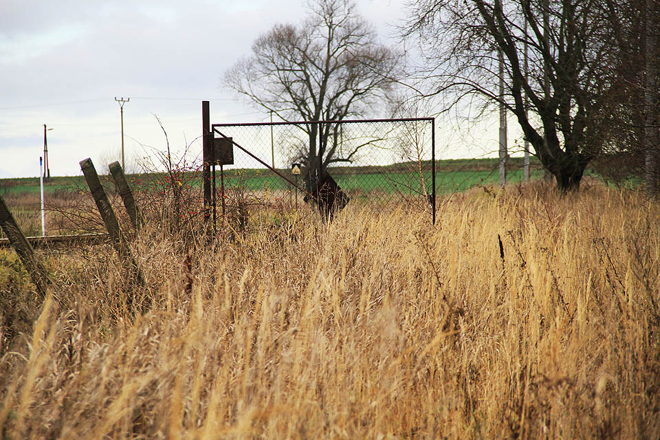 Z brány na vlečce zbyla už jen půlka… Z brány na vlečce zbyla už jen půlka…
