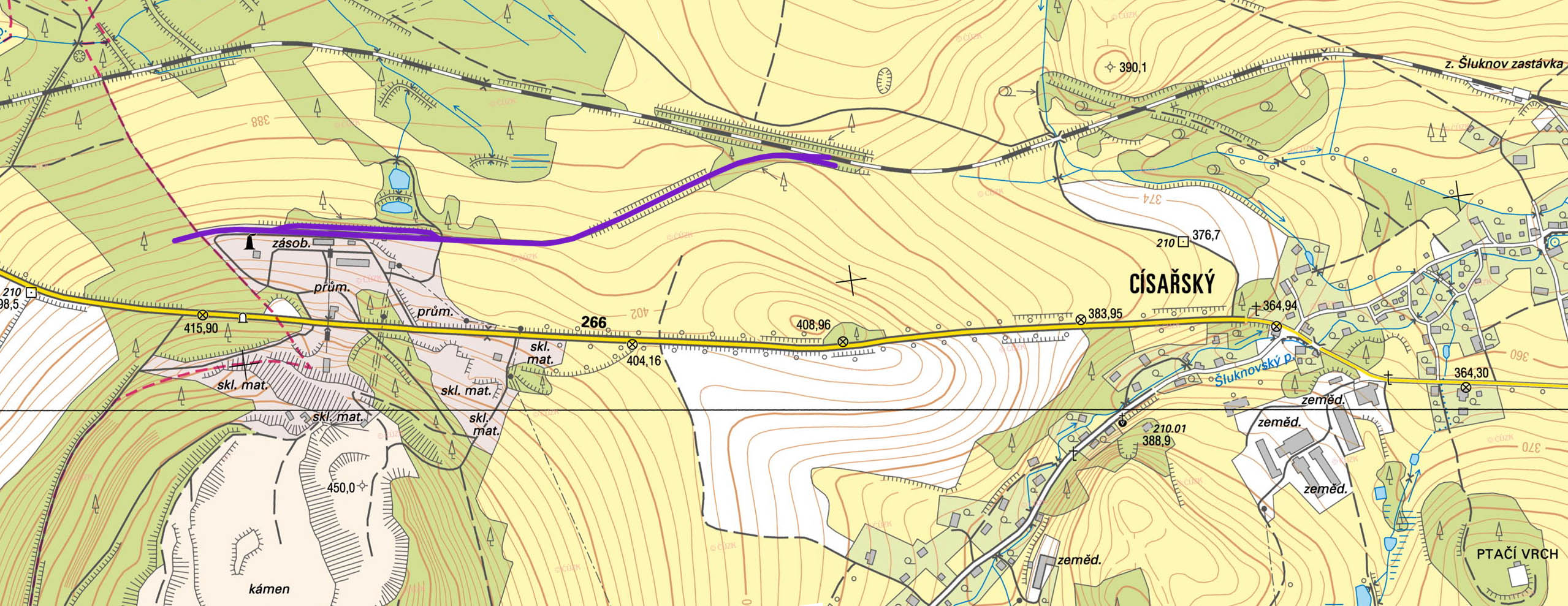 Vlečka se skoro celá nachází na katastru města <a href=/Tema/%C5%A0luknov>Šluknova</a>, jen svým nejzápadnějším cípem zasahuje do území města <a href=/Tema/Velk%C3%BD%20%C5%A0enov>Velkého Šenova</a>.