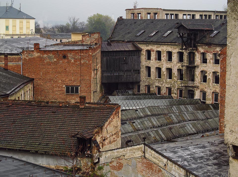 Až bude Vlněna zbourána, přijde Brno o originální, živelný a nenahraditelný stavební soubor. Na jeho místě vyroste konceopčeně sterilní nablýskaná výstavba, stejná jako kdekoliv jinde na světě. Bez originality.