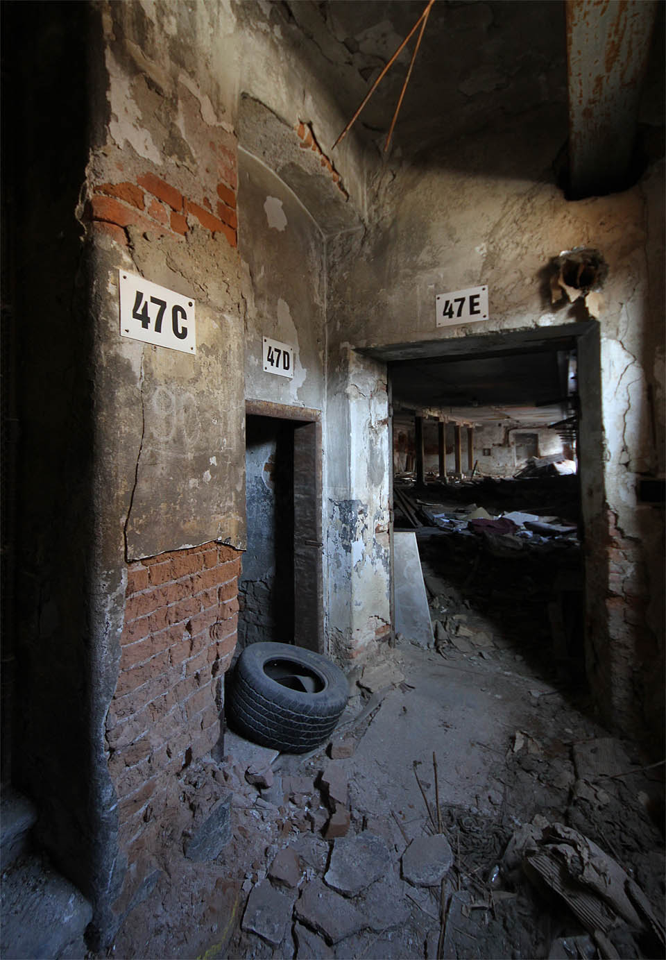 Tudy vedla před léty cesta za nákupy skrze tovární bludiště do nově zřízeného obchodu s nábytkem v <a href="/Tema/Mosilana">Mosilaně</a>.