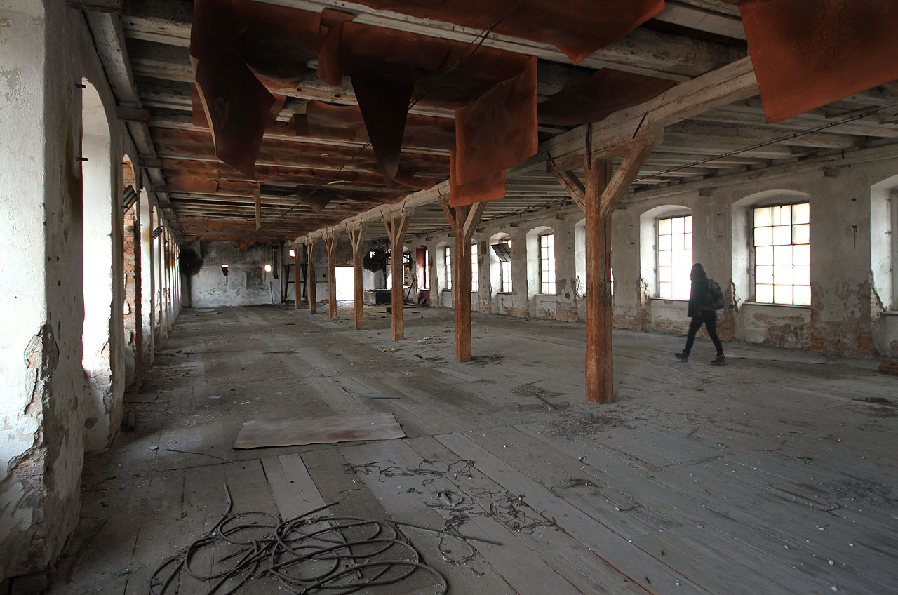 Druhé podlaží alias první patro Wengrafovy mykárny a skárny.