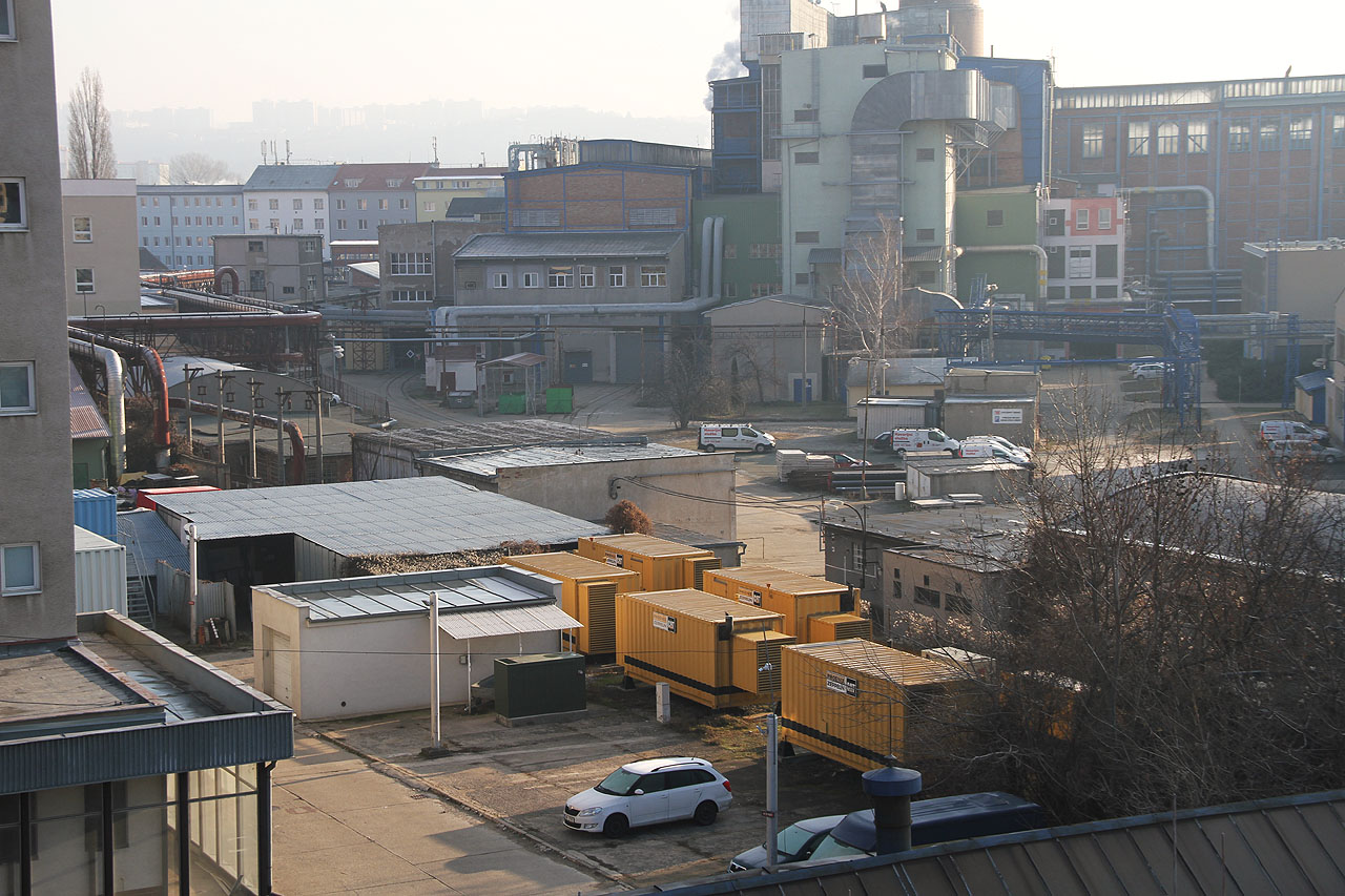 Historie <a href="/Tema/Teplárna Špitálka Brno">teplárny na Špitálce</a> je sama o sobě zajímavá, z mykárny lze dobře sledovat síť vleček uvnitř areálu, která rovněž prošla zajímavým vývojem.