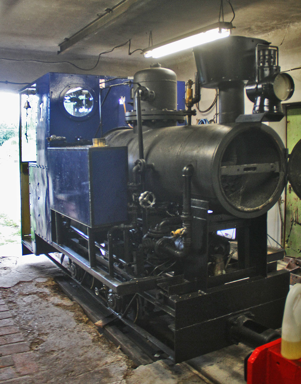 První z obou parních lokomotiv, Jůlinka, byla kompletně postavena v Dačicích, čímž město stanulo po boku slavných metropolí, kde se vyráběly lokomotivy, jako jsou Praha, Plzeň, Česká Třebová či Adamov.